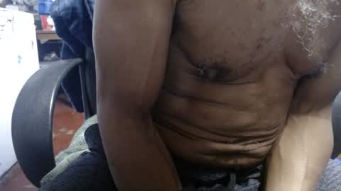 Snapshot of raysmith77777777 chatting on 12.14.24 Ray online show from 12.14.24