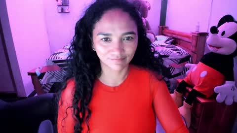 Snapshot of rayza_mature_ chatting on 05.10.26 Danna online show from 05.10.26