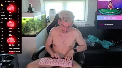 Rayzel White online show from 06.05.26