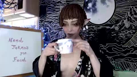 Snapshot of raziel_haze chatting on 03.08.25 Yrriel Strife Candy-Demon Caveboy mr. Cringe online show from 03.08.25