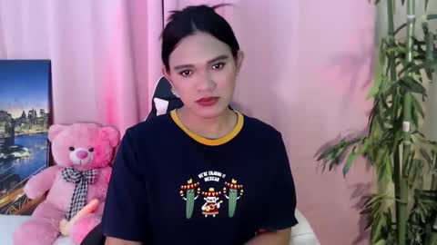 Snapshot of ready2care4youbabe chatting on 01.23.25 Beth online show from 01.23.25