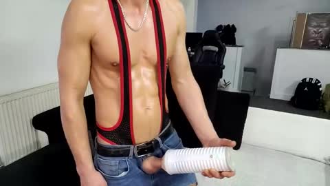 Snapshot of reallyman7 chatting on 03.07.25 Ask me online show from 03.07.25