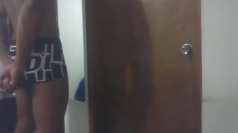 Snapshot of realmenol24k chatting on 02.07.26 SexyFlacko online show from 02.07.26