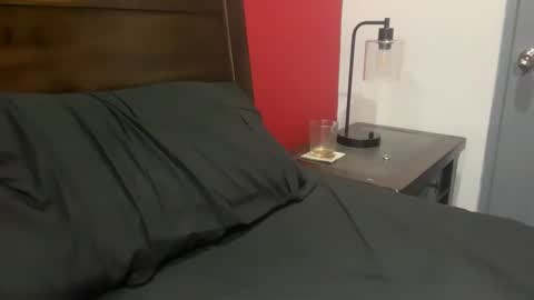 Snapshot of realpapiazucar chatting on 11.26.25 realpapiazucar online show from 11.26.25