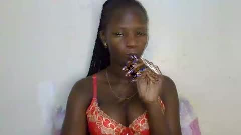 queen online show from 03.10.25