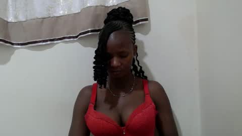 queen online show from 11.25.25