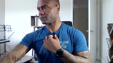 Rey online show from 10.13.25