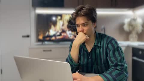 AliceEve online show from 02.17.25