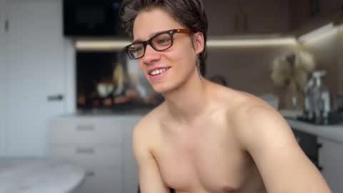 AliceEve online show from 03.02.25