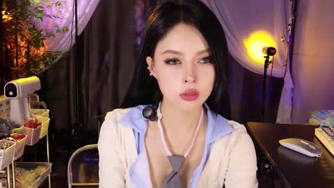 reaowna___ online show from 11.11.25