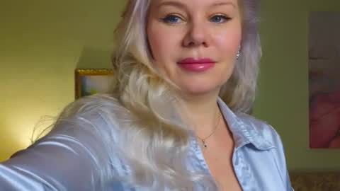 Im a little sick. Ill be back soon. online show from 03.01.26