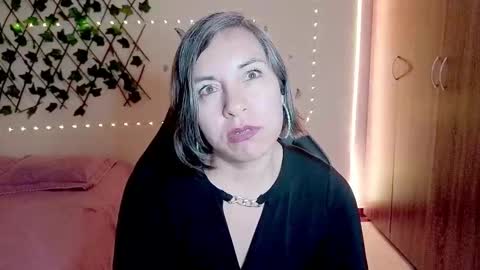 Rebbeca online show from 11.18.25