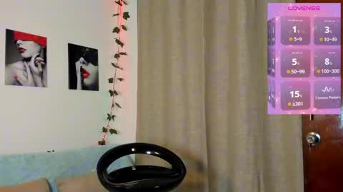 Snapshot of rebeca_marchetti chatting on 05.29.26 Rebeca Marchetti online show from 05.29.26