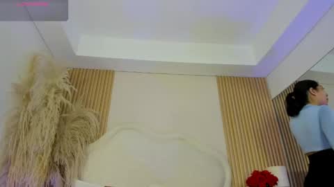 Snapshot of rebeca_taylor_ chatting on 04.29.26 rebeca_taylor_ online show from 04.29.26