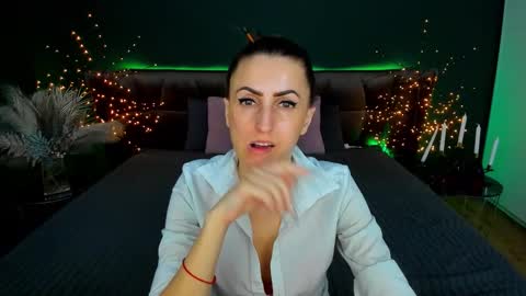 rebecca_diamonds online show from 03.05.26