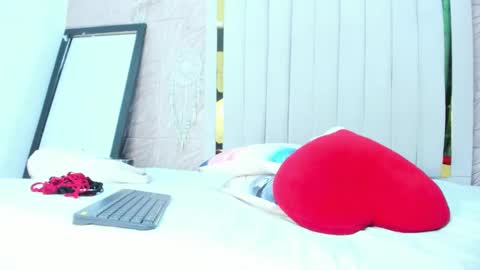 Rebecca online show from 10.04.25