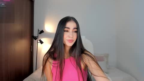 Snapshot of rebeccabaxter chatting on 09.19.25 Rebecca online show from 09.19.25