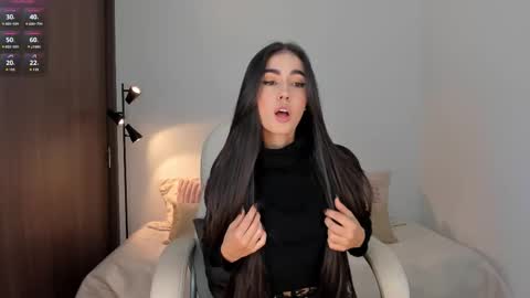 Snapshot of rebeccabaxter chatting on 10.18.25 Rebecca online show from 10.18.25