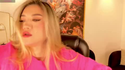 Snapshot of rebeccahudson_ chatting on 06.08.26 Rebe online show from 06.08.26