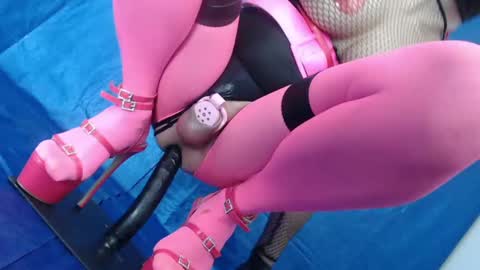 Rebeccalachaude online show from 03.08.25