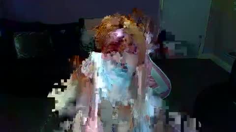 Red -  online show from 12.04.24