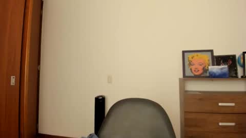 Snapshot of red_flower203 chatting on 12.03.24 red_flower203 online show from 12.03.24