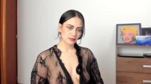 Snapshot of red_flower203 chatting on 09.11.25 red_flower203 online show from 09.11.25