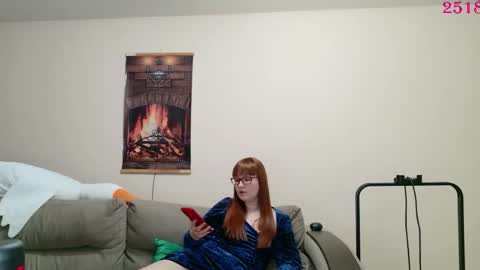 Lisa online show from 04.12.26