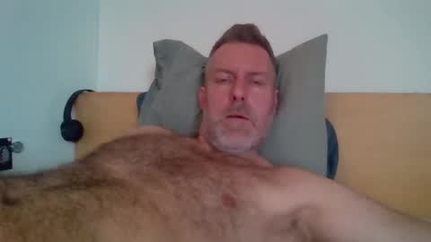 Snapshot of redandbluecloud chatting on 02.09.26 Red online show from 02.09.26