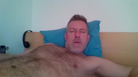 Snapshot of redandbluecloud chatting on 02.23.26 Red online show from 02.23.26