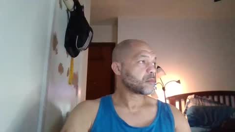 Snapshot of redbone441 chatting on 02.14.26 Redbone online show from 02.14.26