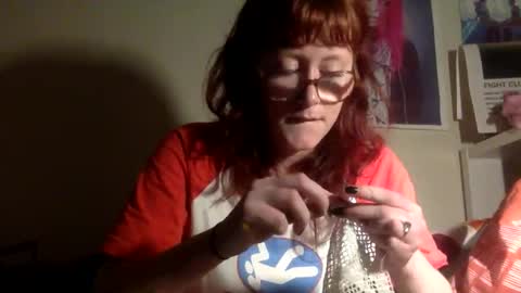 redcassie666 online show from 04.15.26