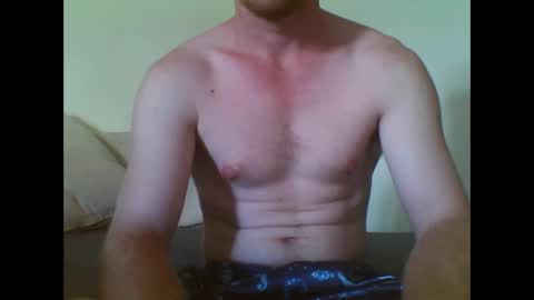 Snapshot of redfur_tigrrluvr chatting on 02.03.25 redfur_tigrrluvr online show from 02.03.25