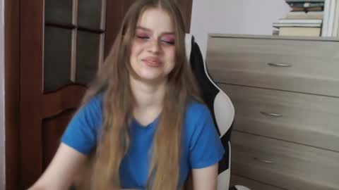 Lily online show from 06.16.26