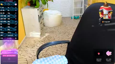 Amina online show from 02.10.25