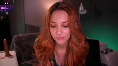 Snapshot of redjasmine_ chatting on 05.25.26 Red Jasmine online show from 05.25.26