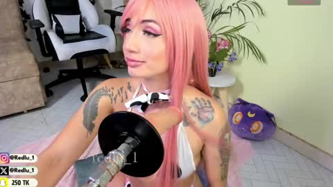 Snapshot of redlu_1 chatting on 02.26.25 Lu Independiet model online show from 02.26.25