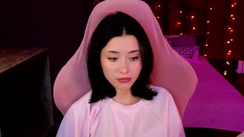 Snapshot of redmidnight_ chatting on 05.23.26 Kiara online show from 05.23.26