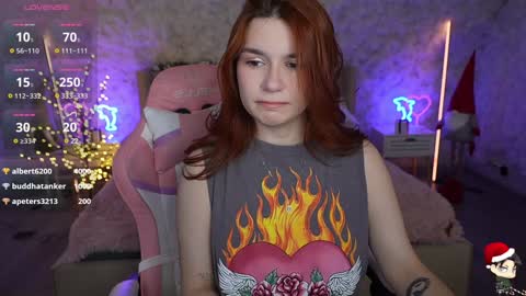 Snapshot of redshinee chatting on 12.26.24 Mati online show from 12.26.24