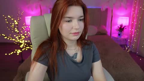 Snapshot of redshinee chatting on 01.06.25 Mati online show from 01.06.25