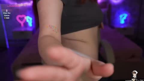 Snapshot of redshinee chatting on 03.04.25 Mati online show from 03.04.25