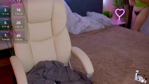 Snapshot of redshinee chatting on 09.25.25 Mati online show from 09.25.25