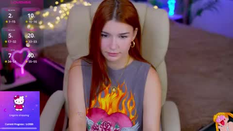 Snapshot of redshinee chatting on 10.22.25 Mati online show from 10.22.25