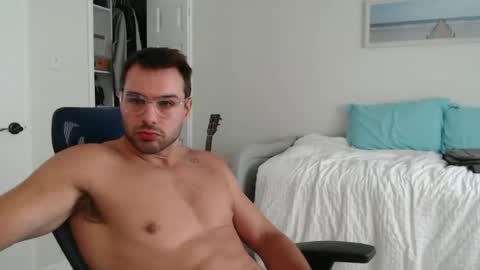 Snapshot of redstar461163 chatting on 06.15.26 redstar461163 online show from 06.15.26
