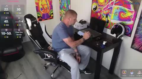 Snapshot of reel_feels_cpl chatting on 04.08.26 Reel Feels Cpl online show from 04.08.26