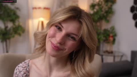 JessyinCherri yang online show from 02.06.25