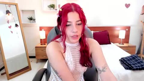 Snapshot of regina_blum chatting on 02.27.25 Regina online show from 02.27.25