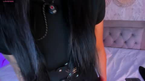   online show from 04.14.26