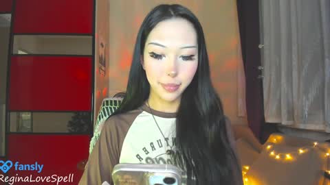  Regina online show from 02.02.25