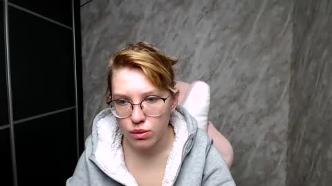 Regina online show from 03.12.25